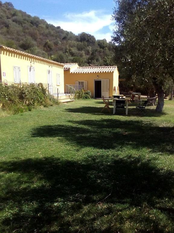 Agriturismo S'Arxola Villa เตวลาดา ภายนอก รูปภาพ