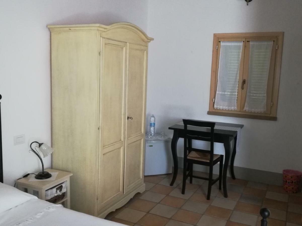 Agriturismo S'Arxola Villa เตวลาดา ภายนอก รูปภาพ